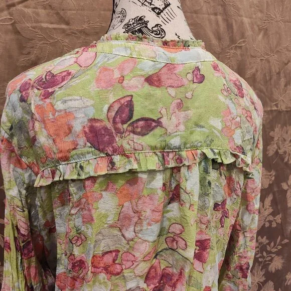 Zac & Rachel Ruffle Floral Button Down Blouse, Excellent Used Condition! (EUC) - Picture 4 of 5